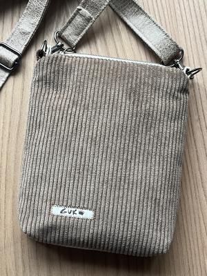 "Flickenwerk I mit Tasche" - BRAUN-BEIGE (Handgewebte Schafwolle)